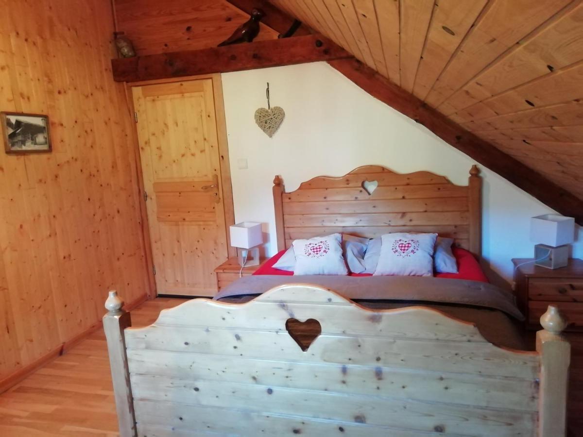 Bed and Breakfast La Grange Le Noyer  Екстер'єр фото